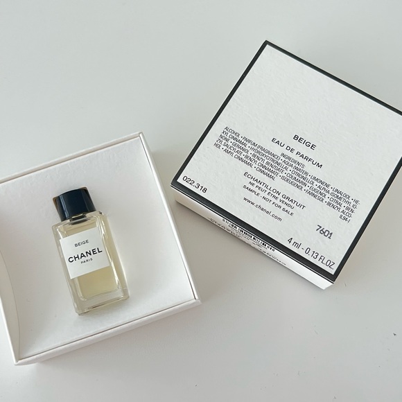 Chanel Beige Mini - Picture 3 of 3